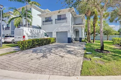 3579 NW 14th Ct, Fort Lauderdale, FL 33311 - Photo 1