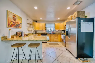 1022 NE 35th St, Oakland Park, FL 33334 - Photo 1