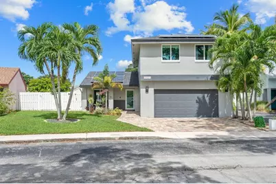 13751  Newport Manor, Davie, FL 33325 - Photo 1