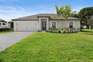 714 SW Lakehurst Dr, Port Saint Lucie, FL 34983 - Photo 1