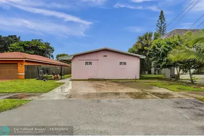 404 NW 10th Ave, Fort Lauderdale, FL 33311 - Photo 1