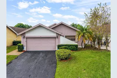 221 SW 87th Ter, Plantation, FL 33324 - Photo 1