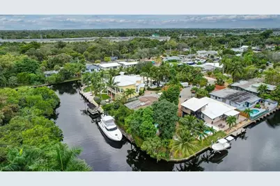 1542 SW 18th Ter, Fort Lauderdale, FL 33312 - Photo 1