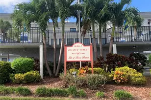 9233 SW 8th St, Boca Raton, FL 33428 - Photo 1