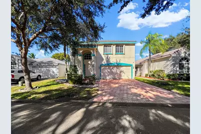 1403  Banyan Cir, Pompano Beach, FL 33069 - Photo 1