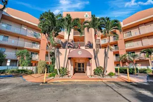 7418 Trent Dr, Tamarac, FL 33321 - Photo 1