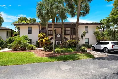 9286  Sabal Ridge Cir, Unit #D, Boca Raton, FL 33428 - Photo 1