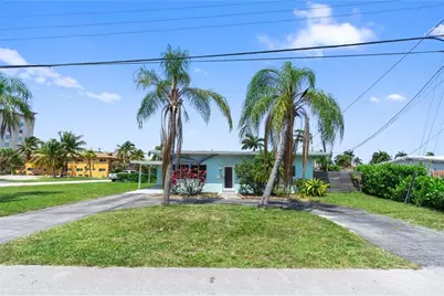 2215 SE 10th St, Pompano Beach, FL 33062 - Photo 1