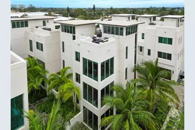 246  Garden Ct, Unit #246, Lauderdale by the Sea, FL 33308 - Photo 1