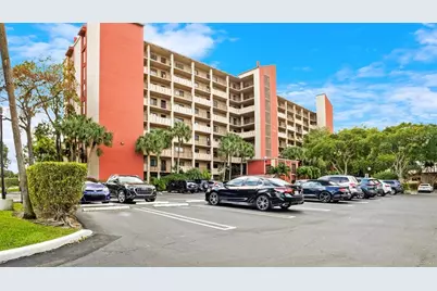 2202 S Cypress Bend Dr, Unit #808, Pompano Beach, FL 33069 - Photo 1