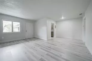 13150 Memorial Hwy, Miami, FL 33161 - Photo 1