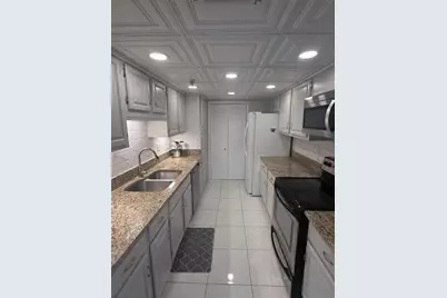 859  Jeffery St, Unit #104, Boca Raton, FL 33487 - Photo 1