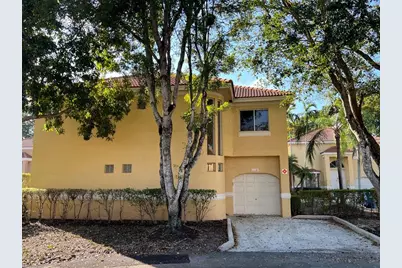 11285 Lakeview Drive #35, Coral Springs, FL 33071 - Photo 1