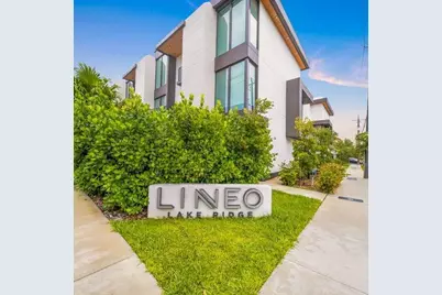 1058 N Victoria Park Rd, Fort Lauderdale, FL 33304 - Photo 1