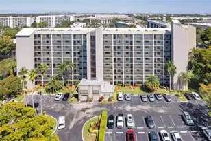 2205 S Cypress Bend Dr, Pompano Beach, FL 33069 - Photo 1