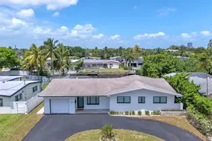 2311 NE 193rd St, Miami, FL 33180 - Photo 1