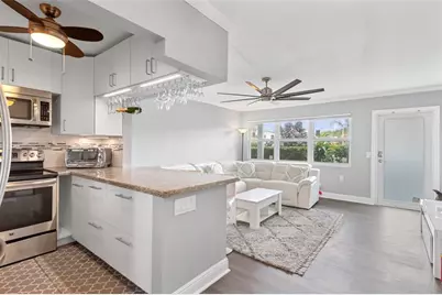 309 Oakridge R #309, Deerfield Beach, FL 33442 - Photo 1