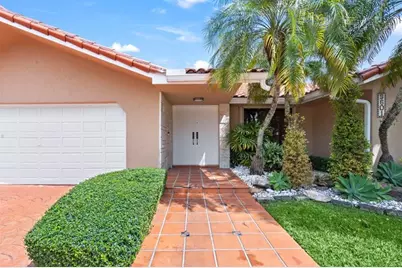 9601 SW 120th  Avenue, Kendall, FL 33186 - Photo 1