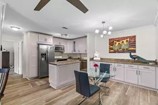 110 Cypress Club Dr, Pompano Beach, FL 33060 - Photo 1