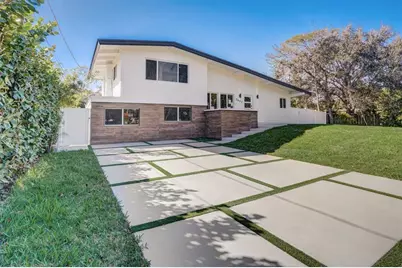 2407  Sugarloaf Ln, Fort Lauderdale, FL 33312 - Photo 1