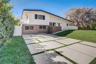 2407 Sugar Loaf Ln, Fort Lauderdale, FL 33312 - Photo 1