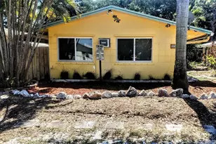 872 NE 40th St, Oakland Park, FL 33334 - Photo 1