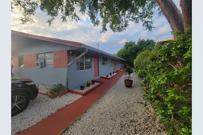 6233  Dawson St, Unit #3, Hollywood, FL 33023 - Photo 1