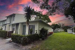 873 Crystal Lake Dr, Deerfield Beach, FL 33064 - Photo 1