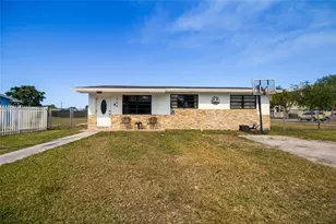 750 NW 7th Ave, Florida City, FL 33034 - Photo 1