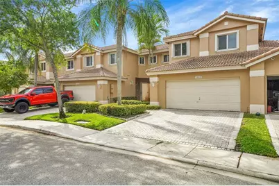 15830 SW 12th St, Pembroke Pines, FL 33027 - Photo 1