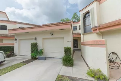 3328  Old Oak Ln, Unit #905, Hollywood, FL 33021 - Photo 1