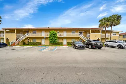 10149  Twin Lakes Dr, Unit #2-B, Coral Springs, FL 33071 - Photo 1