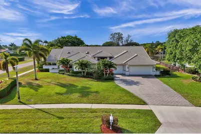 21359 N Sweetwater Ln, Boca Raton, FL 33428 - Photo 1