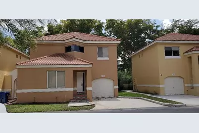 11291 Lakeview #38, Coral Springs, FL 33071 - Photo 1
