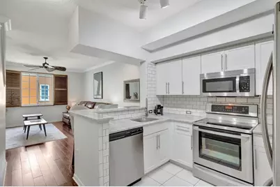 2961 NE 185th St, Unit #1610, Miami, FL 33180 - Photo 1