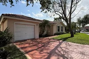 3572 Sahara Springs Blvd, Pompano Beach, FL 33069 - Photo 1