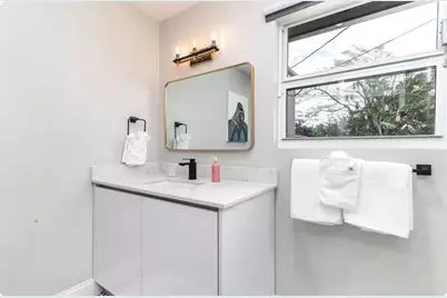 2648 NW 9th Ln, Wilton Manors, FL 33311 - Photo 20