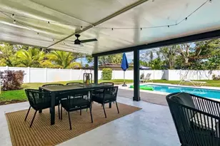 2648 NW 9th Ln, Wilton Manors, FL 33311 - Photo 2