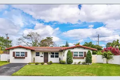 2648 NW 9th Ln, Wilton Manors, FL 33311 - Photo 1