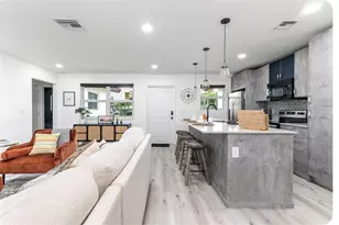 2648 NW 9th Ln, Wilton Manors, FL 33311 - Photo 4