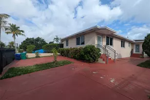 1571 NE 109th St, Miami, FL 33161 - Photo 1