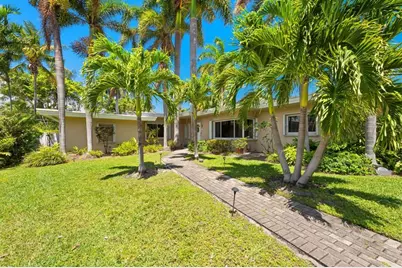 1243 Pierce Street, Hollywood, FL 33019 - Photo 1