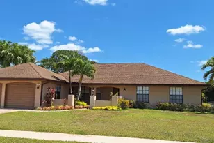 2457 SE Gowin Dr, Port Saint Lucie, FL 34952 - Photo 1