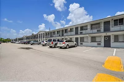 1810 E Oakland Park Blvd, Unit #12, Oakland Park, FL 33306 - Photo 1