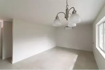 1525 NE 125th St, Unit #102, North Miami, FL 33161 - Photo 1