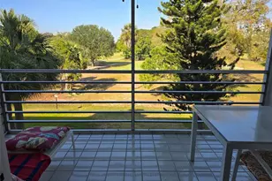 535 Oaks Dr, Pompano Beach, FL 33069 - Photo 1