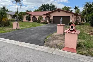 10924 NW 41st Dr, Coral Springs, FL 33065 - Photo 1