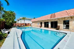 320 SW 1st St, Pompano Beach, FL 33060 - Photo 1