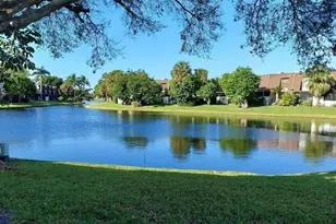 1528 NW 89th Terrace, Pembroke Pines, FL 33024 - Photo 1