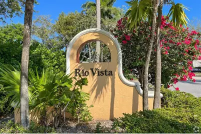 1109 SE 9th St, Fort Lauderdale, FL 33316 - Photo 1